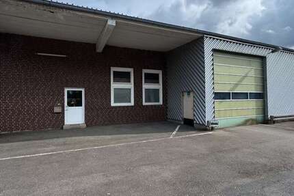 Halle in Barsinghausen 1.900 € zimmer