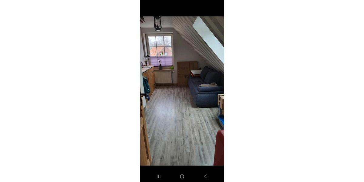 Dachgeschoßwohnung Burgwedel - 4 Zimmer, 104 m&sup2;, 265.000&euro; | Angebot:24662783