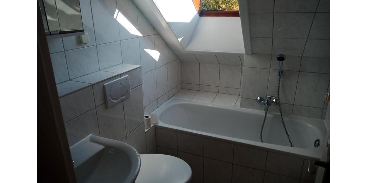 Dachgeschoßwohnung Hannover Bothfeld-Vahrenheide - 2 Zimmer, 52 m&sup2;, 630&euro; | Angebot:27605690