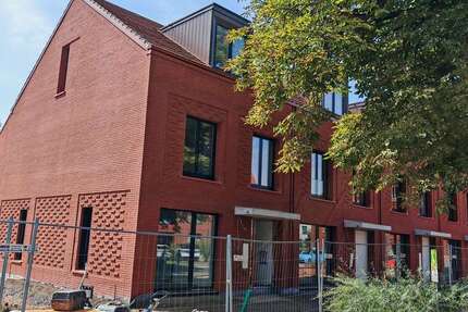 Haus Hannover / Bemerode Bemerode - 4 Zimmer, 170 m&sup2;, 1.950&euro; | Angebot:27436990