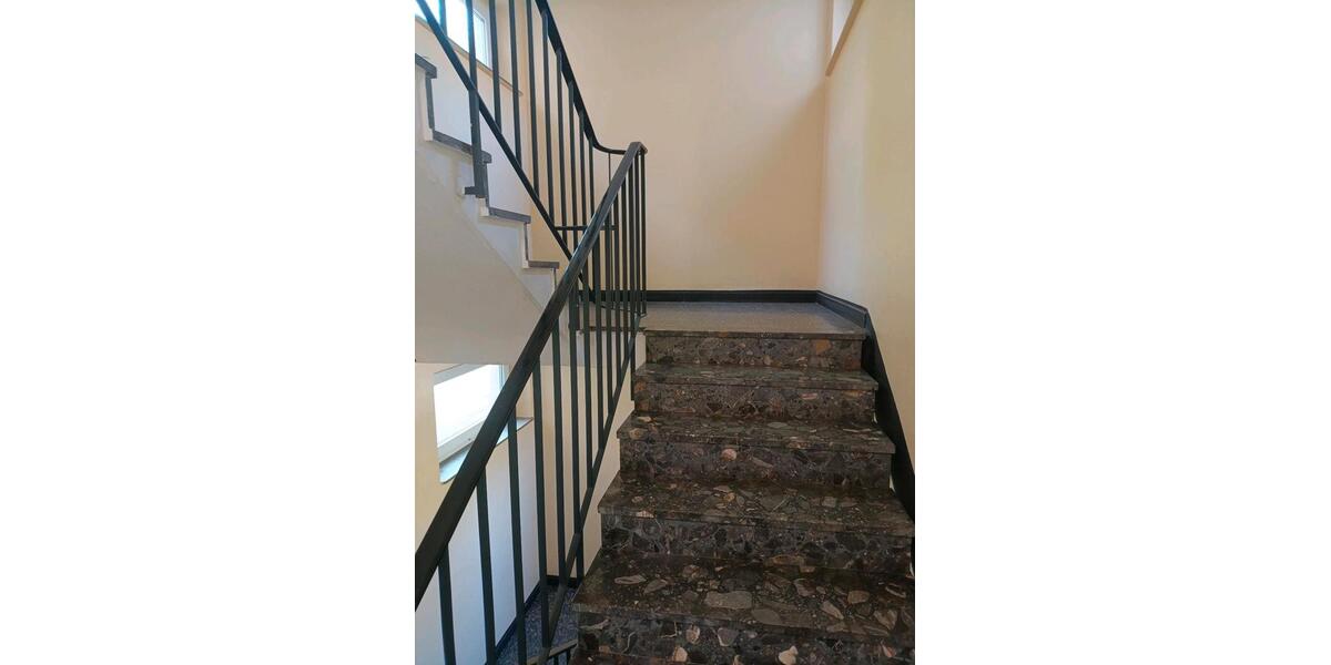 Etagenwohnung Hannover Buchholz-Kleefeld - 4 Zimmer, 83 m&sup2;, 210.000&euro; | Angebot:27192956