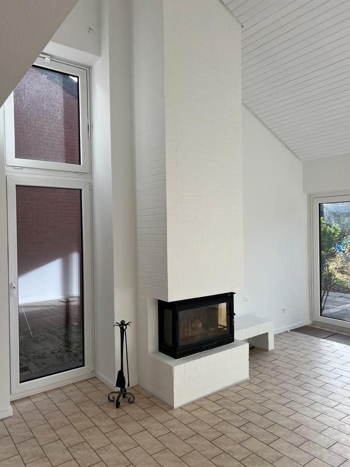 Doppelhaus Hälfte in Top Lage frisch renoviert, mit Garten zimmer