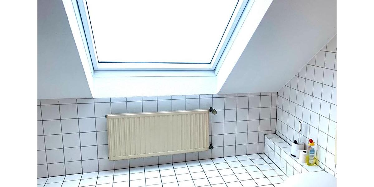 Dachgeschoßwohnung Isernhagen - 3 Zimmer, 90 m&sup2;, 540&euro; | Angebot:26321689