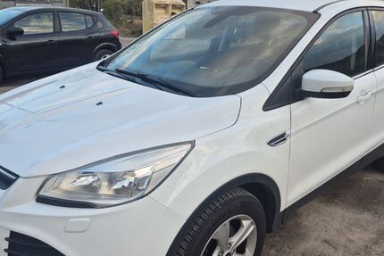 Ford Kuga 99.000 km 9.500 &euro; Neustadt am rübenberge 31535