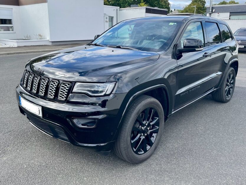 Jeep Grand Cherokee 113.600 km 21.000 € Hannover 30459