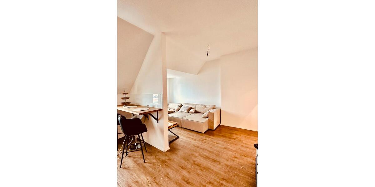 Dachgeschoßwohnung Neustadt am Rübenberge - 3 Zimmer, 82 m&sup2;, 1.053&euro; | Angebot:25349371