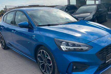 Ford Focus 93.000 km 13.290 &euro; Neustadt am Rübenberge bei Hannover 31535