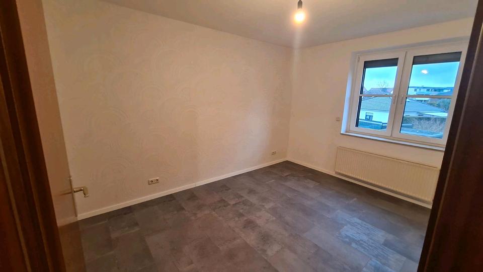 Etagenwohnung Sehnde - 2 Zimmer, 65 m&sup2;, 750&euro; | Angebot:24866418