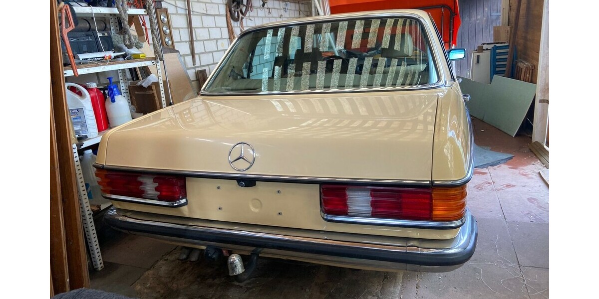 Mercedes-Benz E280 186.127 km 18.500 &euro; Hildesheim 31134