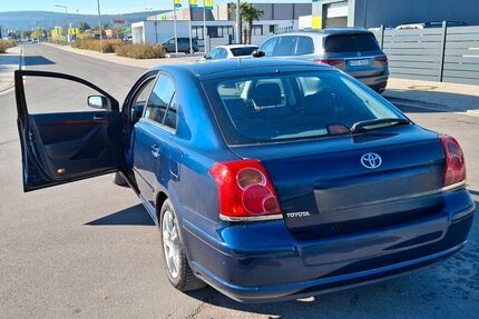 Toyota Avensis 156.400 km 3.900 &euro; Laatzen 30880