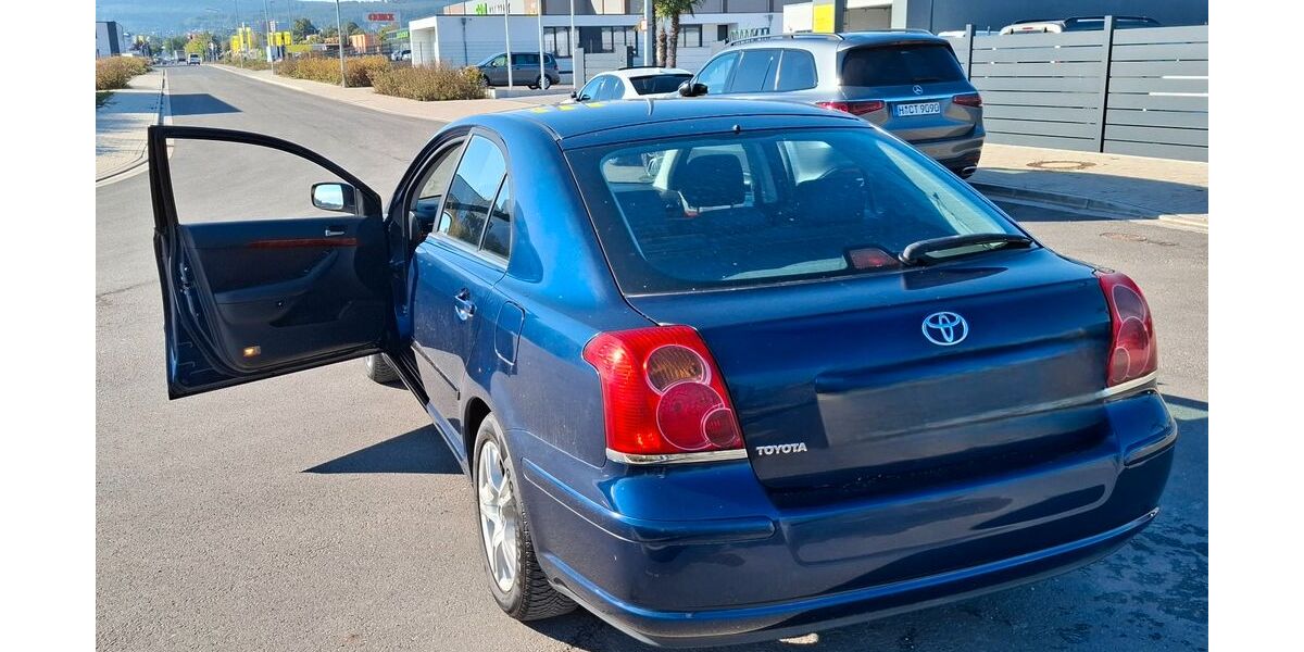 Toyota Avensis 156.400 km 3.900 &euro; Laatzen 30880