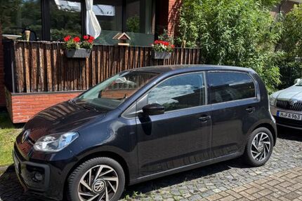 VW up! 15.100 km 9.490 &euro; Hannover 30173