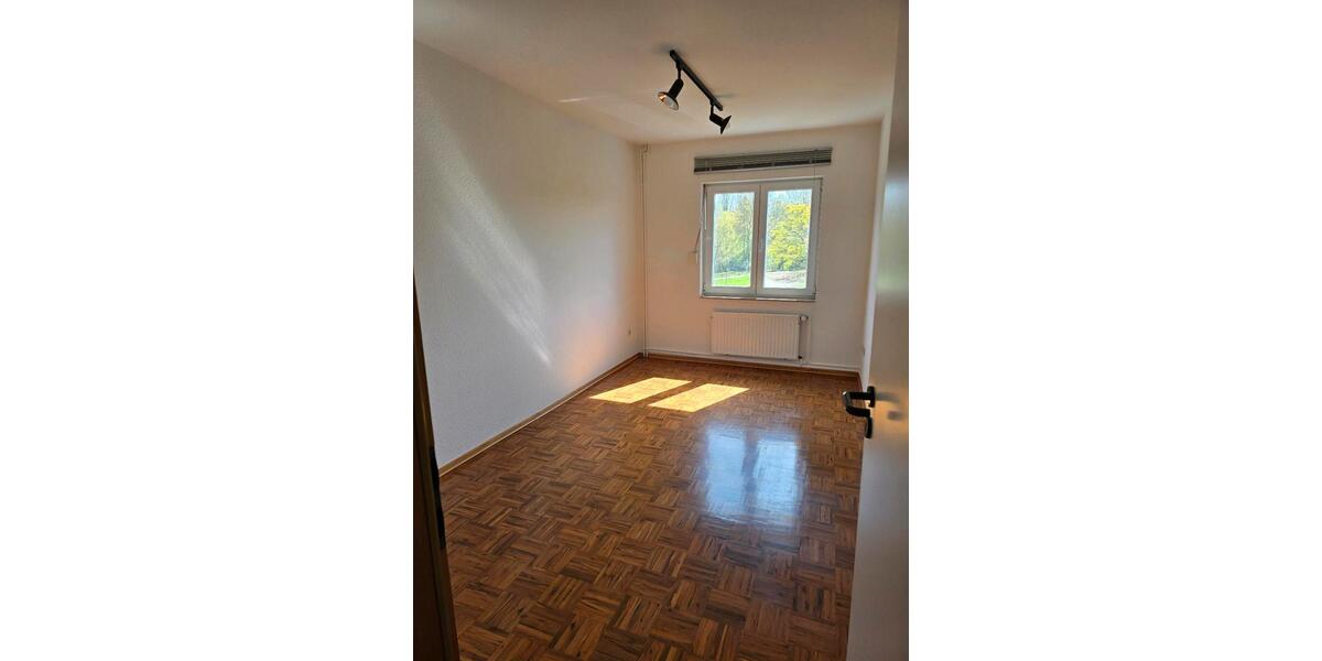 Reihenhaus Ronnenberg - 5 Zimmer, 135 m&sup2;, 405.000&euro; | Angebot:26116182