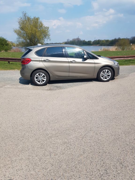 218 Active Tourer