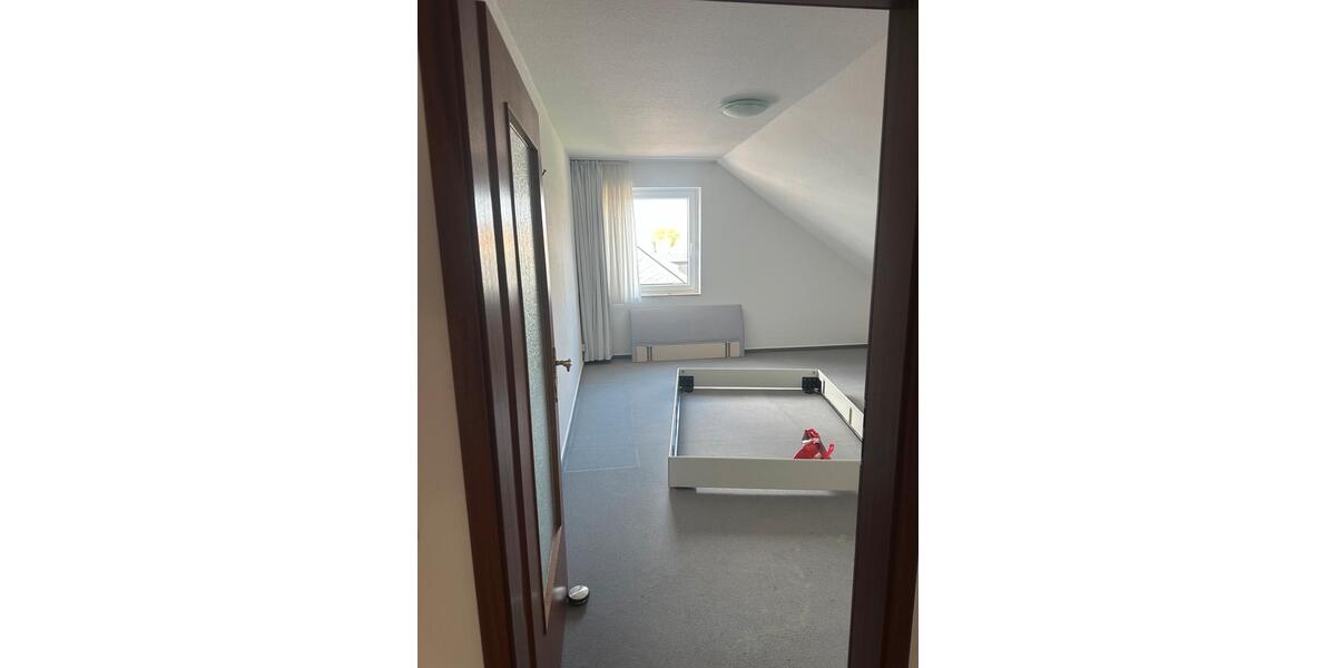 Dachgeschoßwohnung Bad Münder am Deister - 3 Zimmer, 86 m&sup2;, 690&euro; | Angebot:26320686