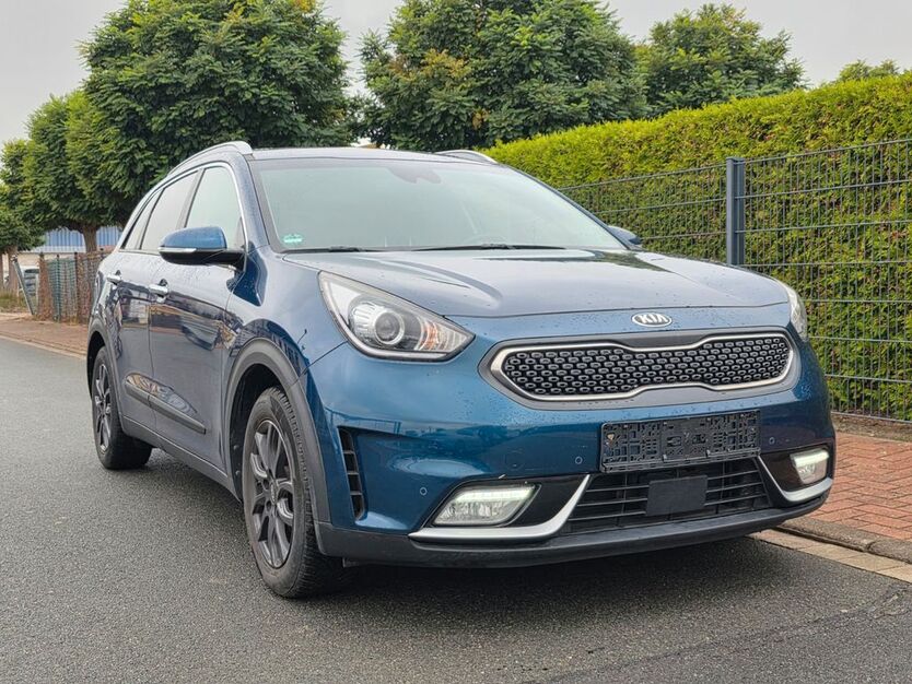 Kia Niro 118.365 km 11.900 € Garbsen 30827