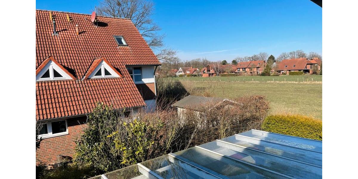 1A Lage, RMH mit Einbauküche, Fußbodenheizung, Stellplatz, Garage 4 zimmer