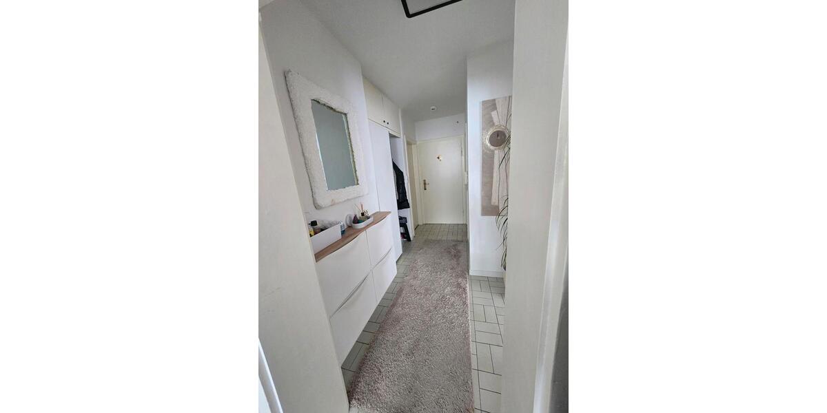 Hochparterre Hannover Herrenhausen-Stöcken - 3 Zimmer, 80 m&sup2;, 1.000&euro; | Angebot:27594920