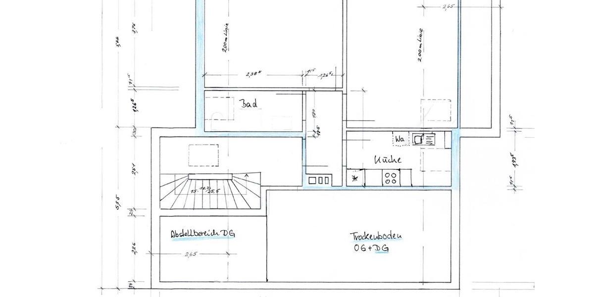 Haus mit 3 WE, vermietet 9 zimmer