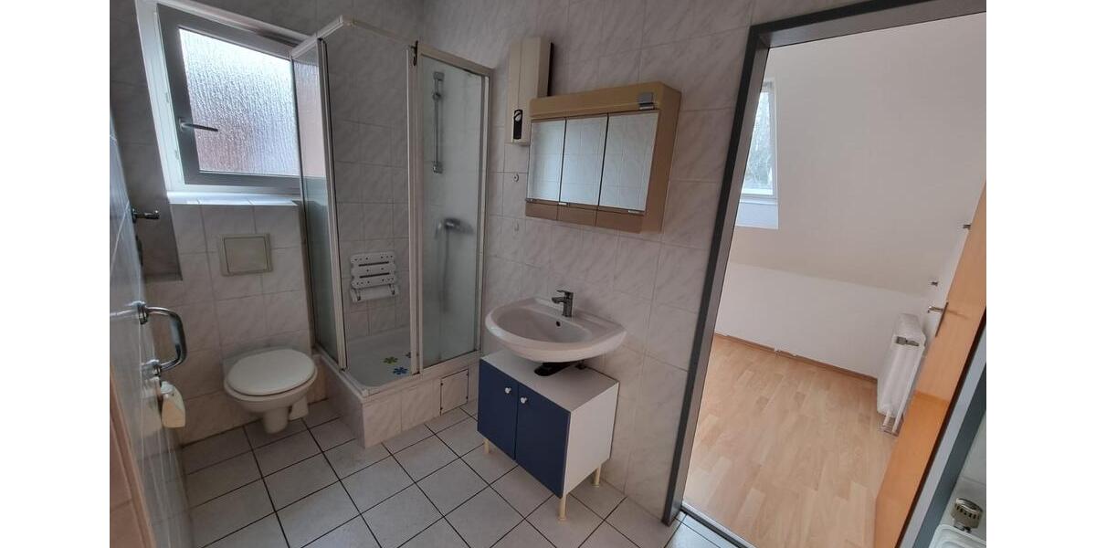 Dachgeschoßwohnung Garbsen Ortschaft Horst - 1 Zimmer, 44 m&sup2;, 450&euro; | Angebot:24829259