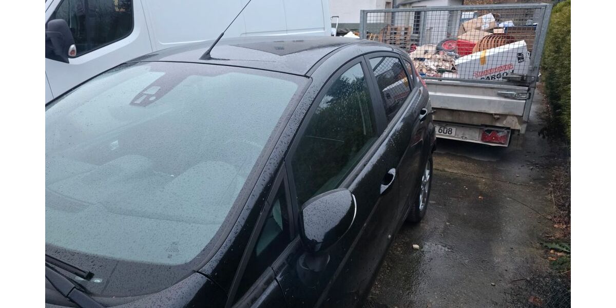 Ford Fiesta 80.000 km 7.500 &euro; Hannover 30165