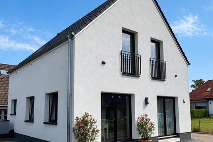 Haus Wunstorf - 4 Zimmer, 126 m&sup2;, 345.000&euro; | Angebot:26710173