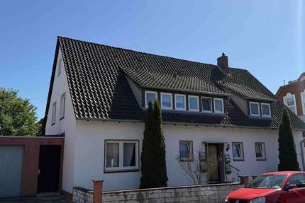 Haus Sarstedt - 9 Zimmer, 257 m&sup2;, 490.000&euro; | Angebot:26567716