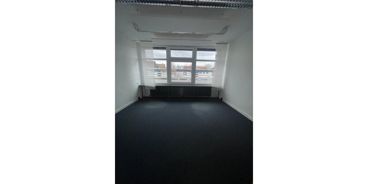 Premium-Bürofläche (614 m²) | Ehemalige Bank | Barrierefrei | zimmer