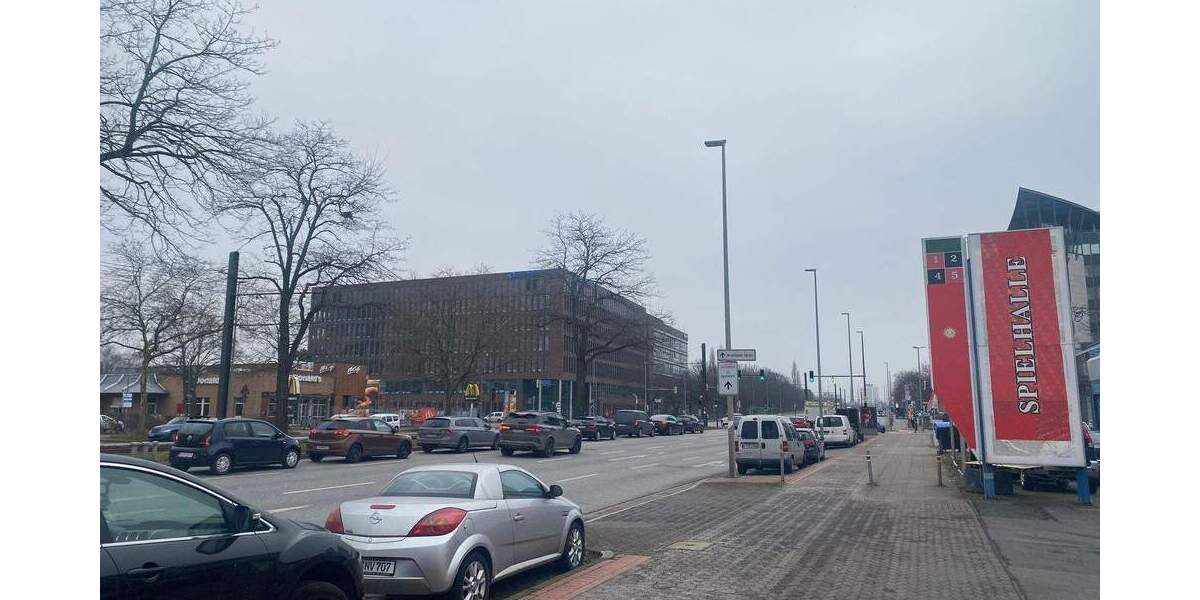 Ladengeschäft mit großer Schaufensterfront direkt an der Vahrenwalder Straße zimmer