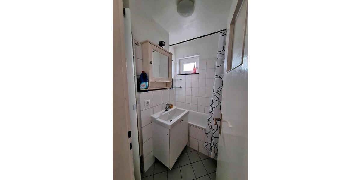 Etagenwohnung Laatzen - 5 Zimmer, 85 m&sup2;, 450&euro; | Angebot:26386033