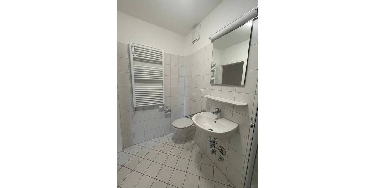 Etagenwohnung Hannover Burg - 2 Zimmer, 66 m&sup2;, 590&euro; | Angebot:26891576