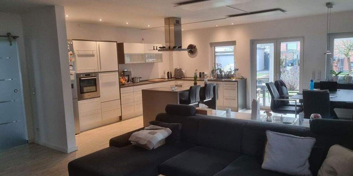 Mehrfamilienhaus, Wohnhaus Hannover Bothfeld - 8 Zimmer, 232 m&sup2;, 1.095.000&euro; | Angebot:25849009