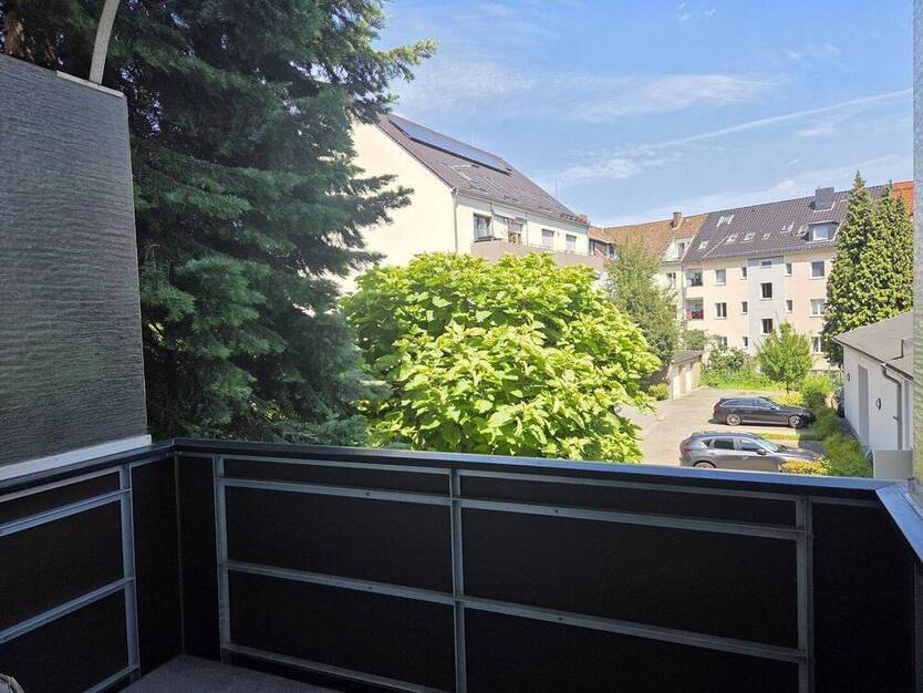 Sanierte schicke 2-Zimmer-Wohnung mit Balkon in Hannover-Vahrenwald!