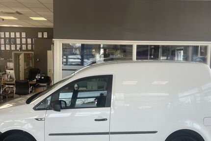 VW Caddy 183.570 km 9.990 &euro; Hannover 30419