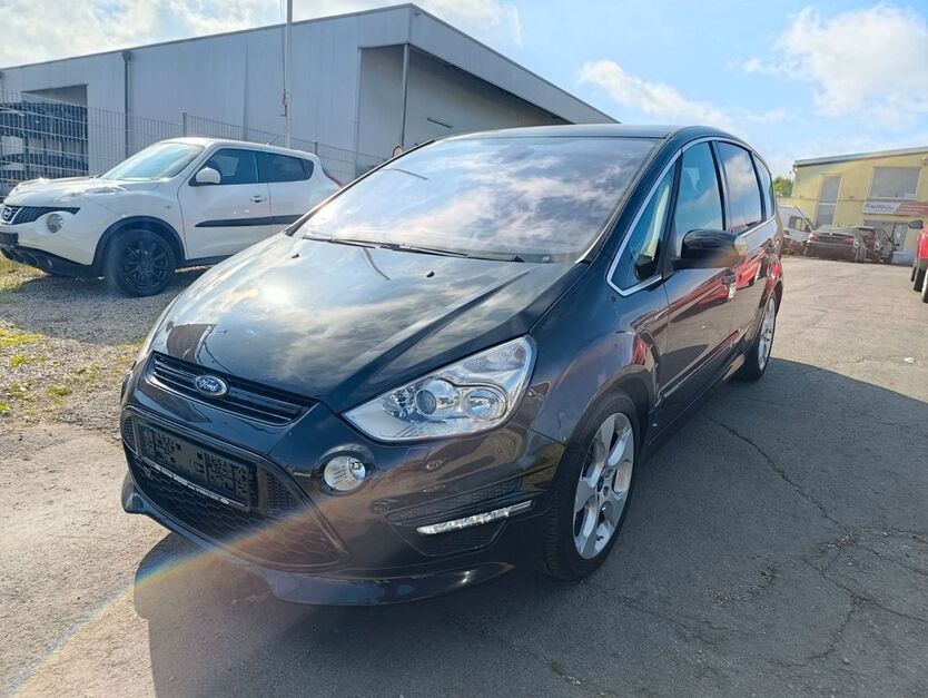 Ford S-Max 150.000 km 9.990 € Hannover 30453