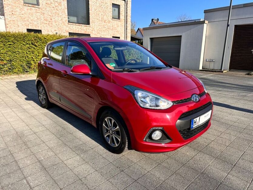 i10