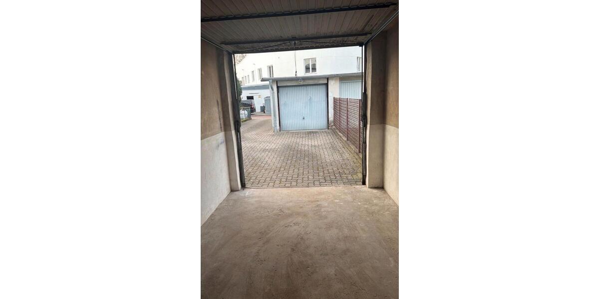 Garagen / Stellplätze Hannover Ahlem-Badenstedt-Davenstedt - 120&euro; | Angebot:26212129