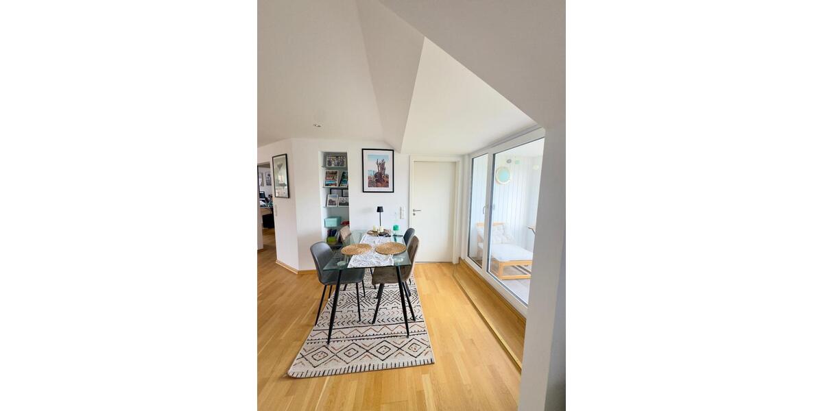 Dachgeschoßwohnung Hannover Bult - 3 Zimmer, 78 m&sup2;, 1.095&euro; | Angebot:26327302