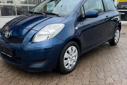 Toyota Yaris 138.636 km 3.899 &euro; Barsinghausen 30890