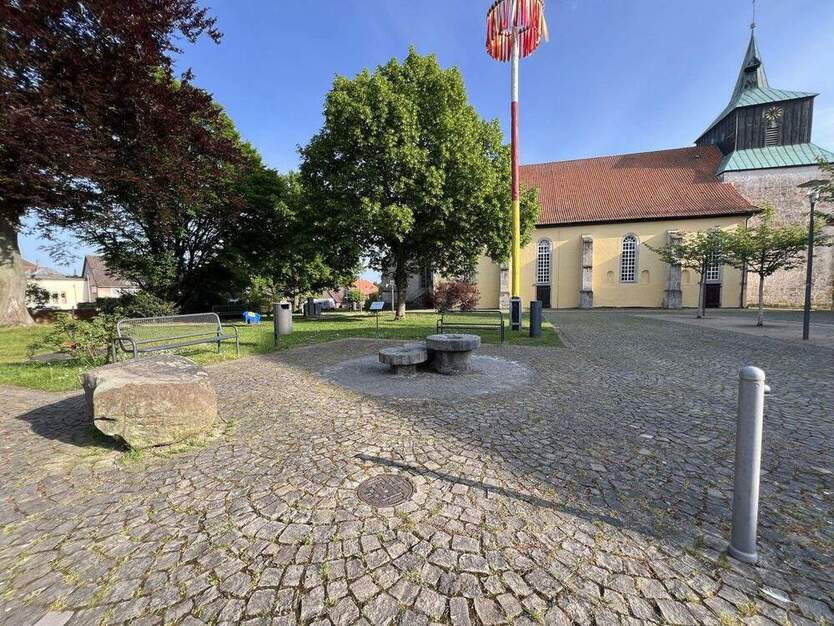 Sanierte großzügige 2-Zimmer-Wohnung inkl. Küche im Zentrum von Springe-Eldagsen 2 zimmer