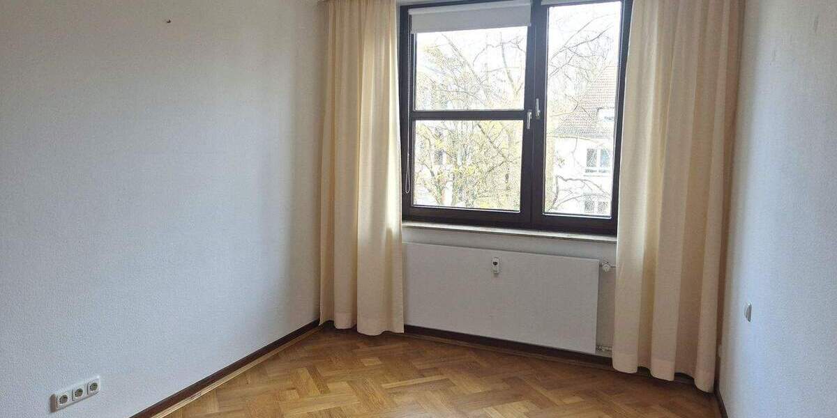 Etagenwohnung Hannover Südstadt - 3 Zimmer, 110 m&sup2;, 1.400&euro; | Angebot:25196747