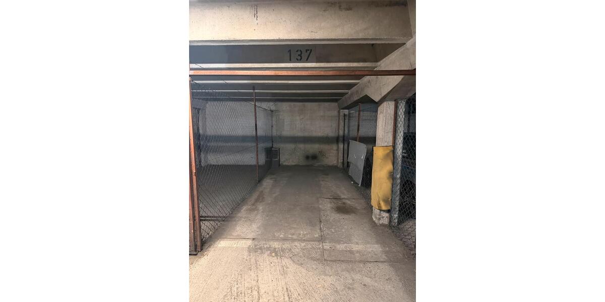 Garagen / Stellplätze Seelze - 60&euro; | Angebot:24708556