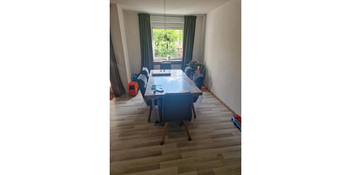 Reihenhaus Langenhagen Engelbostel - 7 Zimmer, 142 m&sup2;, 400.000&euro; | Angebot:26511131
