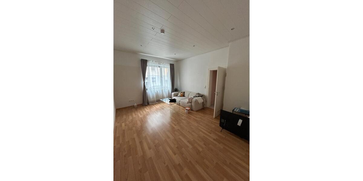 Hochparterre Hannover Vahrenwald-List - 1 Zimmer, 35 m&sup2;, 420&euro; | Angebot:25626890