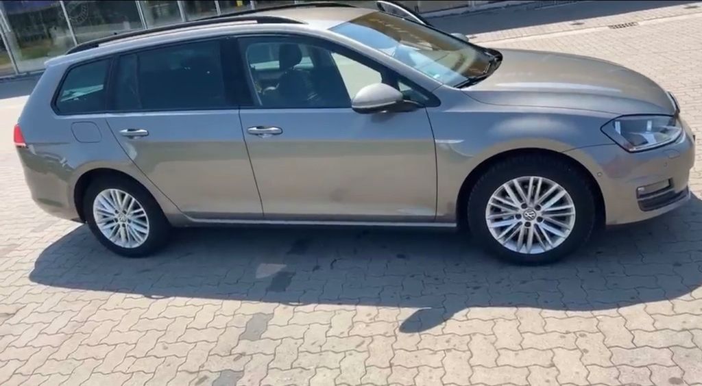 VW Golf 197.000 km 10.000 &euro; Springe 31832