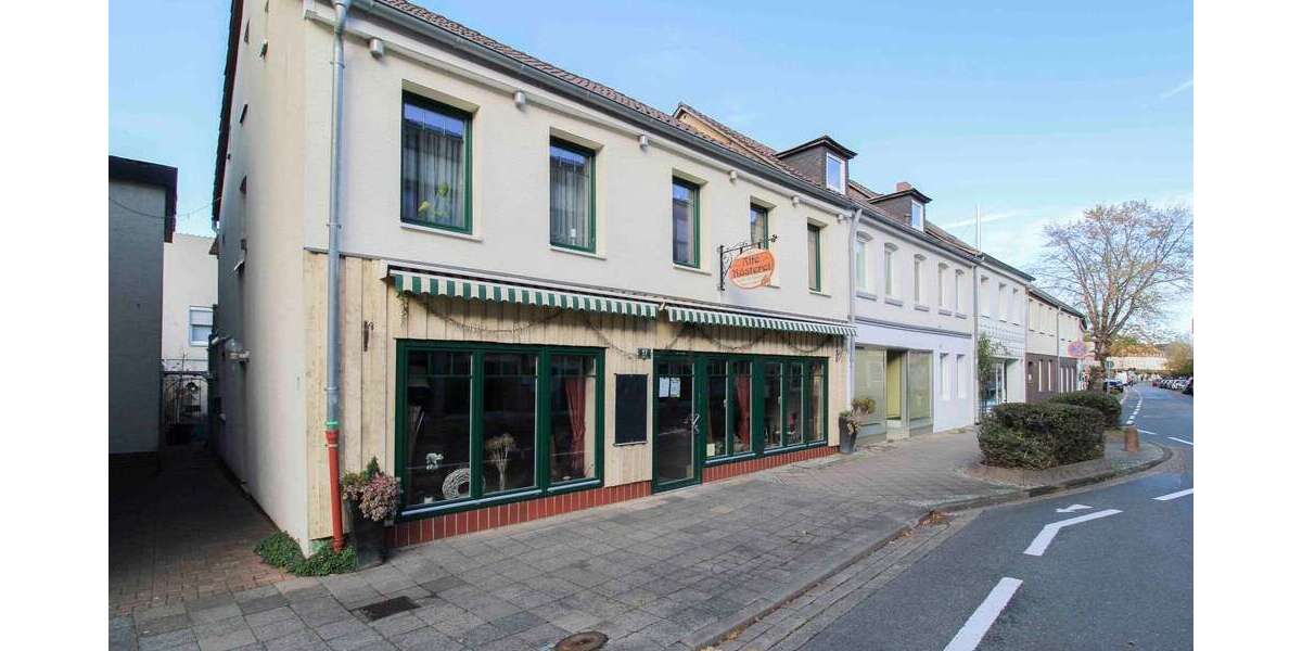 Haus zum Kaufen in Sarstedt 449.000 € 305.91 m² 10 zimmer