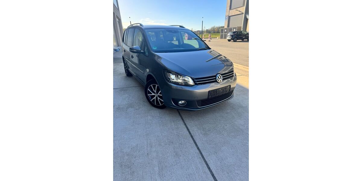 VW Touran 210.450 km 9.900 &euro; Garbsen 30823