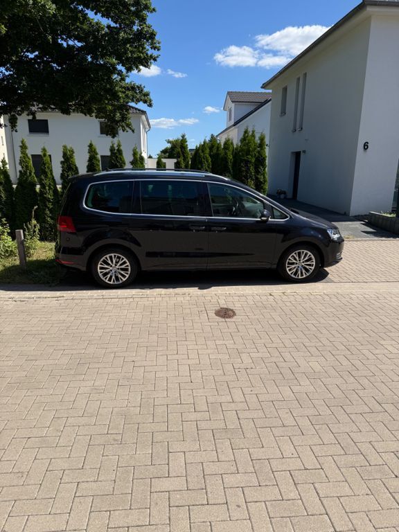 VW Sharan 185.000 km 11.900 € Hannover 30419
