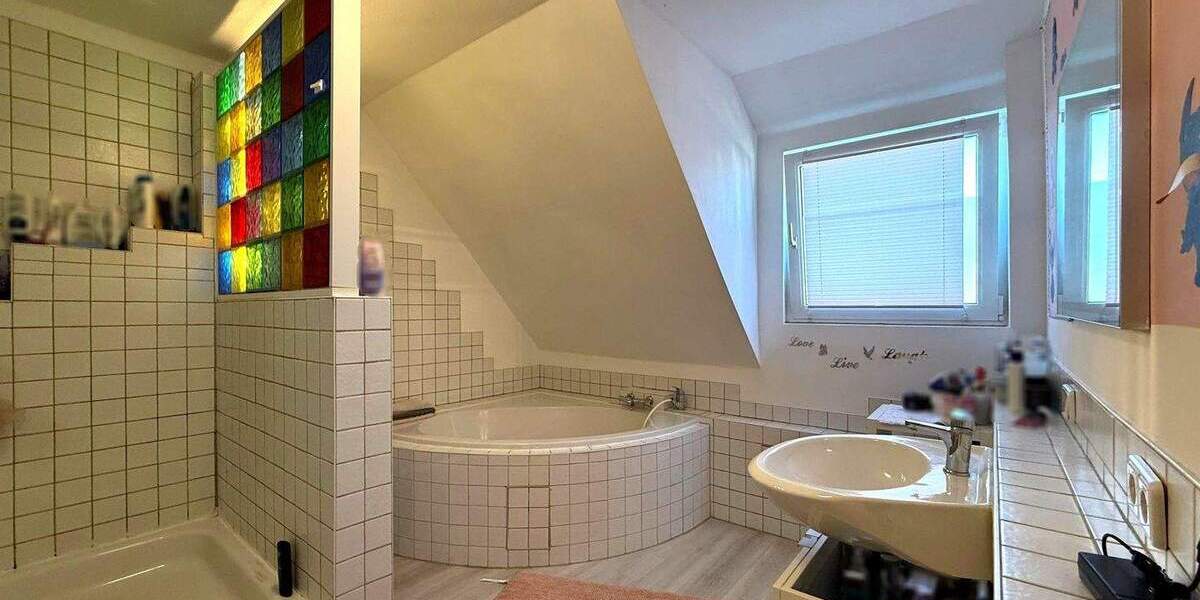 Doppelhaushälfte Garbsen Berenbostel - 7 Zimmer, 140 m&sup2;, 419.000&euro; | Angebot:24437253