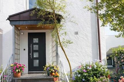 Haus Hannover Bothfeld-Vahrenheide - 5 Zimmer, 140 m&sup2;, 1.950&euro; | Angebot:25307910